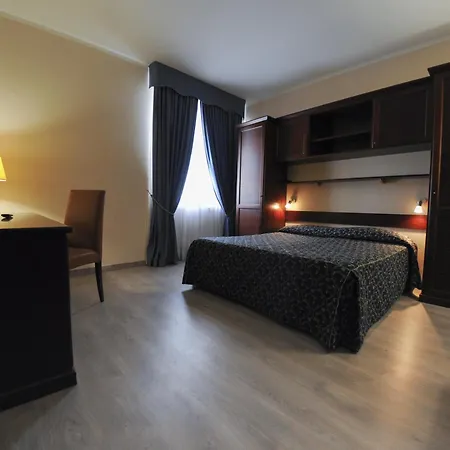 Hotell Mediterraneo