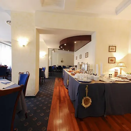 Hotel Mediterraneo